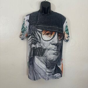 Ben Franklin Sunglasses T Shirt Small Gently worn 100% polyester 20" armpits